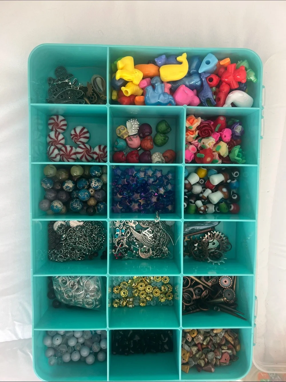 Set of Four Jewelry Bead Storage Organizer with Assorted Beads/Clasps